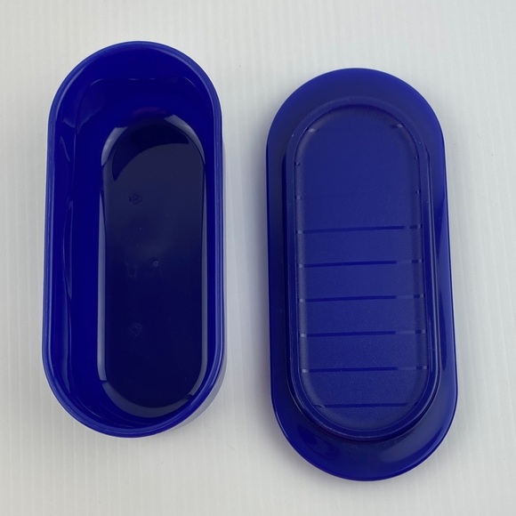 Tupperware Butter Dish Ocean Blue - Picture 4 of 11